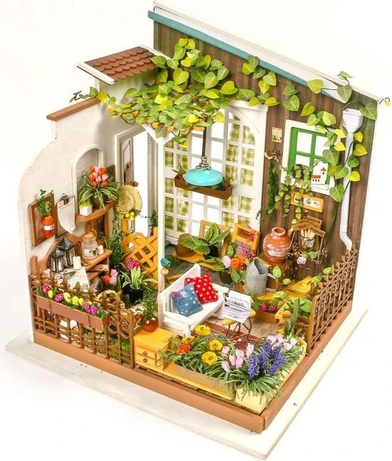 Robotime DIY Miller's Garden DG108
