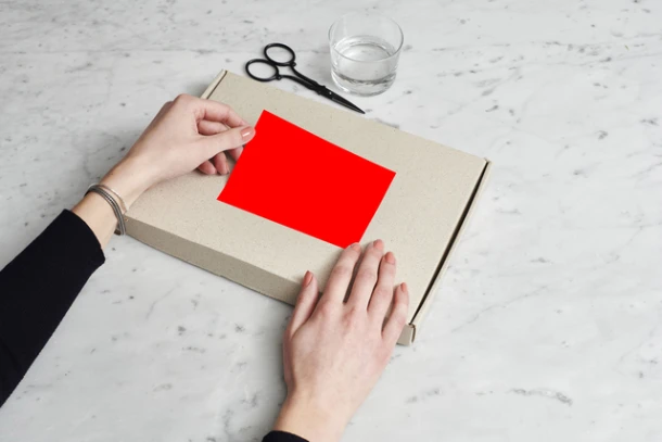 Etiket Rillprint 70x37mm Fluorrood 2400 Etiketten