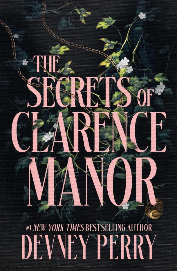 The Secrets of Clarence Manor – Devney Perry – boek cover
