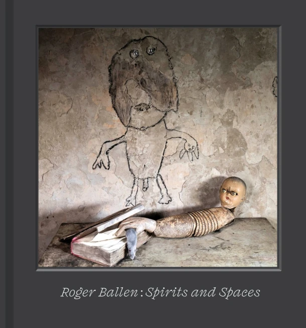 Roger Ballen ¿ Spirits and Spaces – Roger Ballen – boek cover