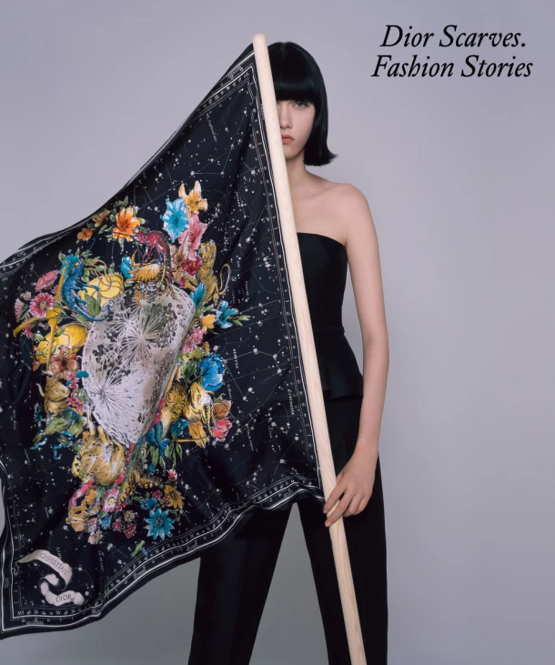 Dior Scarves. Fashion Stories. – Maria Luisa Frisa – boek cover