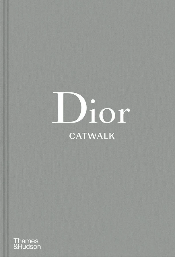 Dior Catwalk – Alexander Fury – boek cover