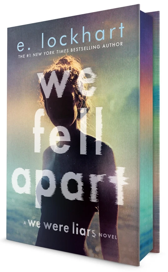 We Fell Apart – E. Lockhart – boek cover