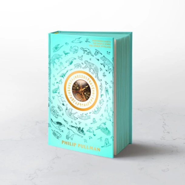 His Dark Materials: The Deluxe Edition – Philip Pullman – boek cover