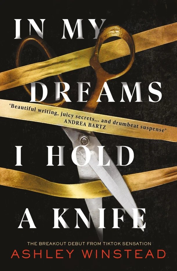 In My Dreams I Hold a Knife – boek cover