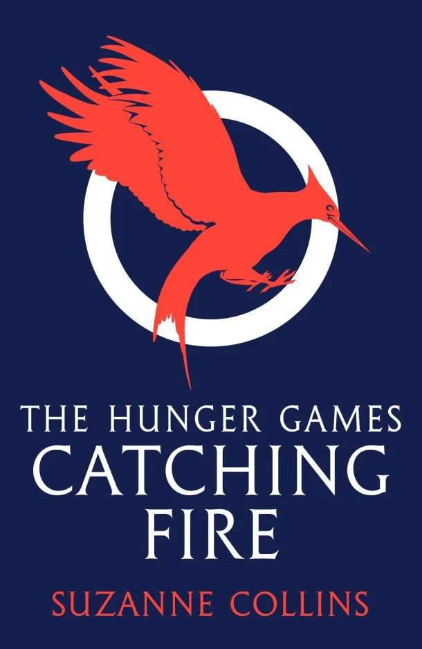 Catching Fire – Suzanne Collins – boek cover