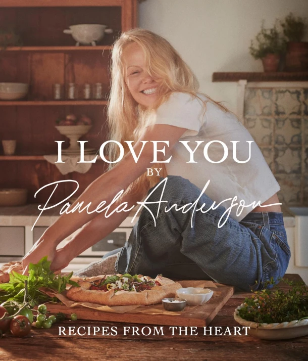 I Love You: Recipes from the heart – Pamela Anderson – boek cover