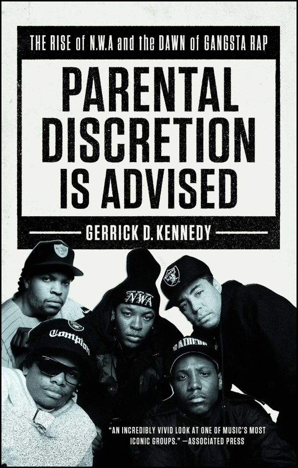Parental Discretion Is Advised – Gerrick D. Kennedy – boek cover