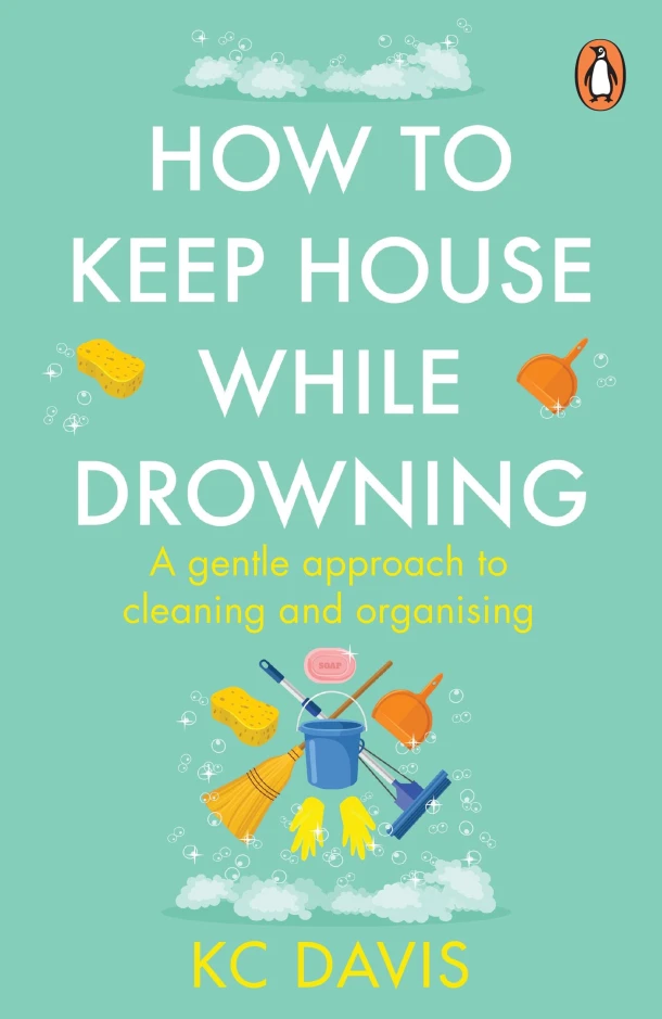 How to Keep House While Drowning – boek cover