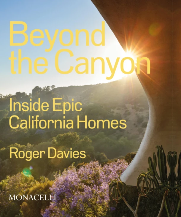 Beyond the Canyon – Roger Davies – boek cover