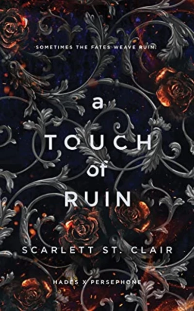 A Touch of Ruin – Scarlett St. Clair – boek cover