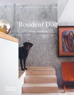 Resident Dog – Nicole England – boek cover