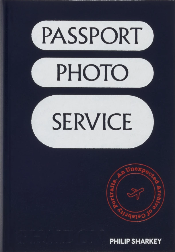 Passport Photo Service – Philip Sharkey – boek cover