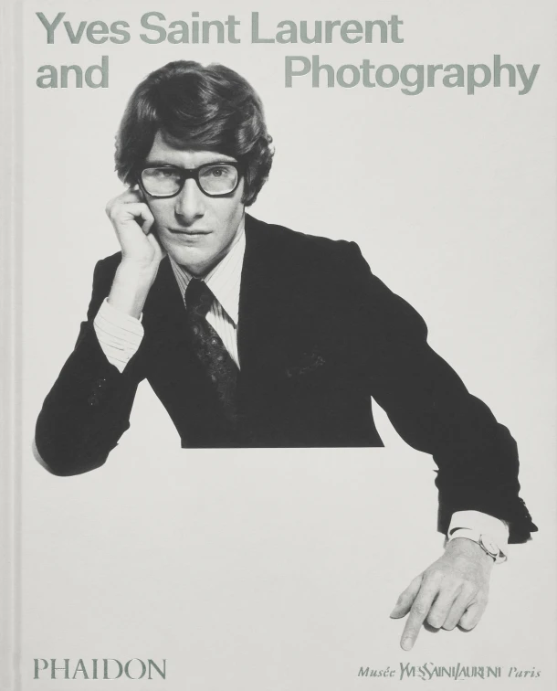 Yves Saint Laurent and Photography – Madison Cox – boek cover