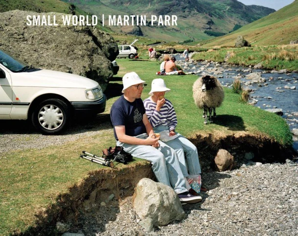 Small World – Martin Parr – boek cover