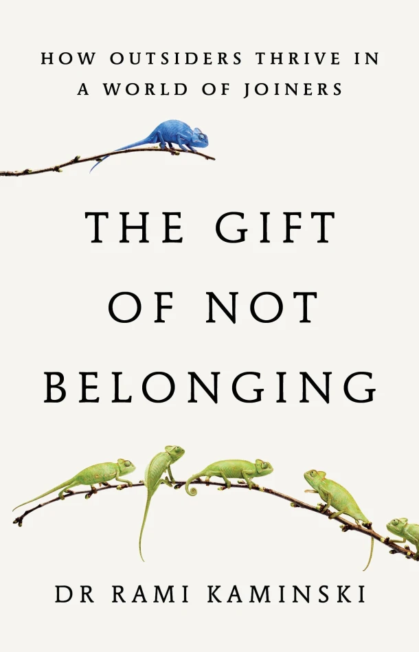 The Gift of Not Belonging – Rami Kaminski – boek cover