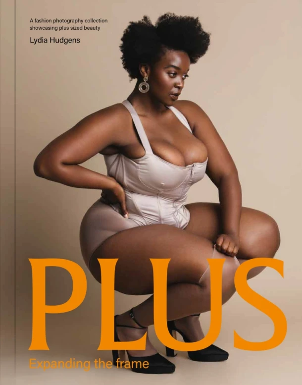 Plus – Lydia Hudgens – boek cover