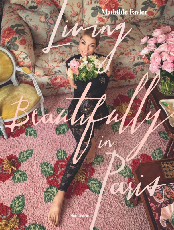 Living Beautifully in Paris – Mathilde Favier – boek cover