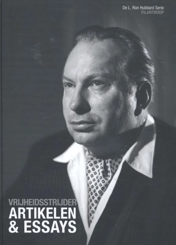 Vrijheidstrijder: Artikelen en Essays – boek cover