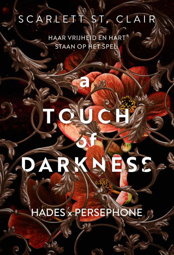 A touch of darkness – Scarlett St. Clair – boek cover