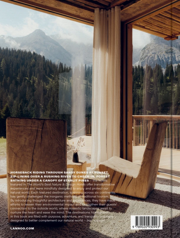 The World's Best Nature & Design Hotels – Corynne W. Pless – boek cover