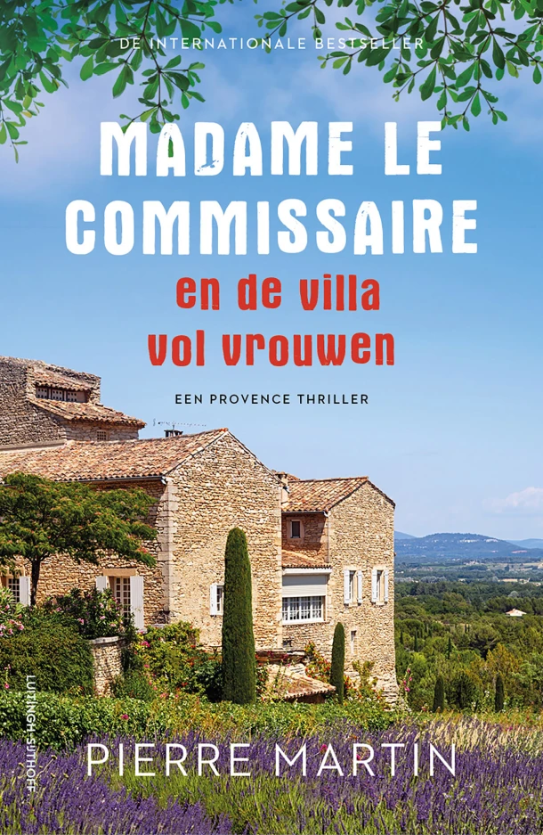 Madame le Commissaire en de villa vol vrouwen – Pierre Martin – boek cover