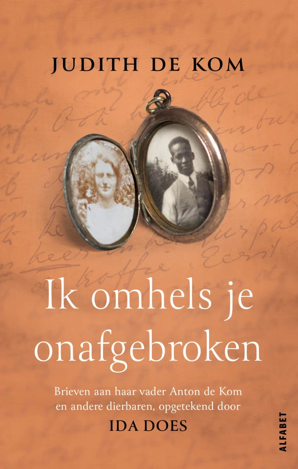 Ik omhels je onafgebroken – Judith de Kom – boek cover