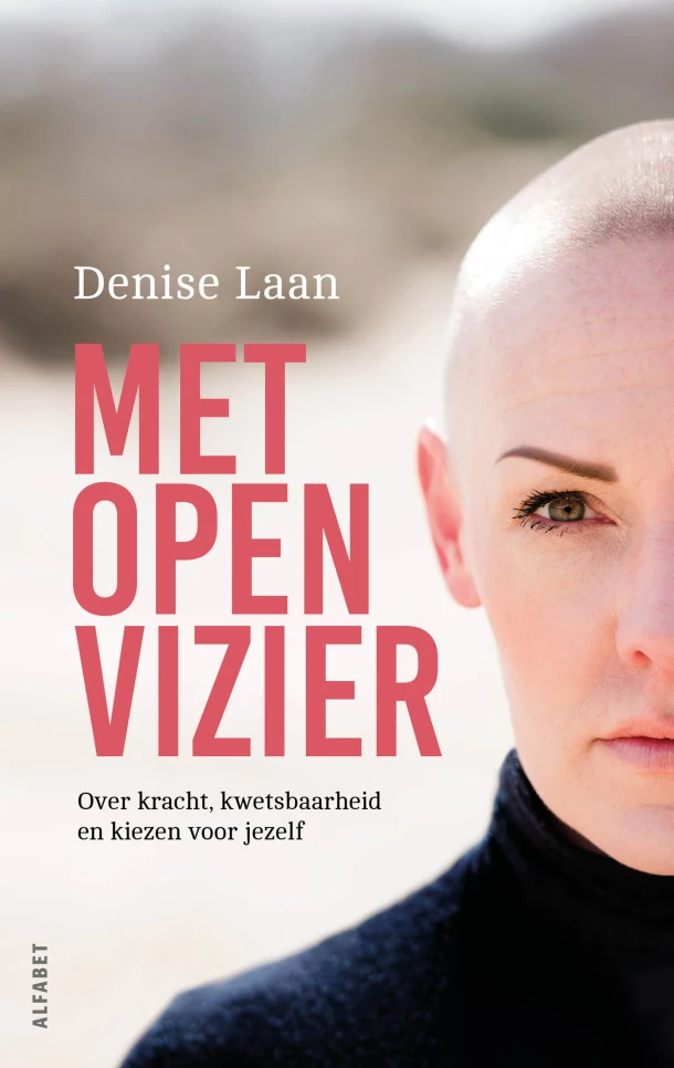 Met open vizier – Denise Laan – boek cover