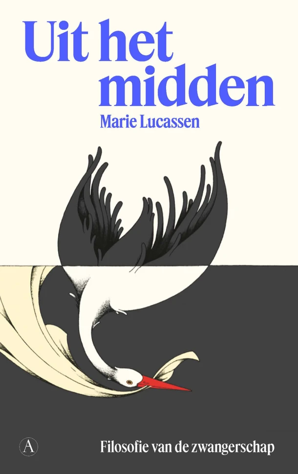Uit het midden – Marie Lucassen – boek cover
