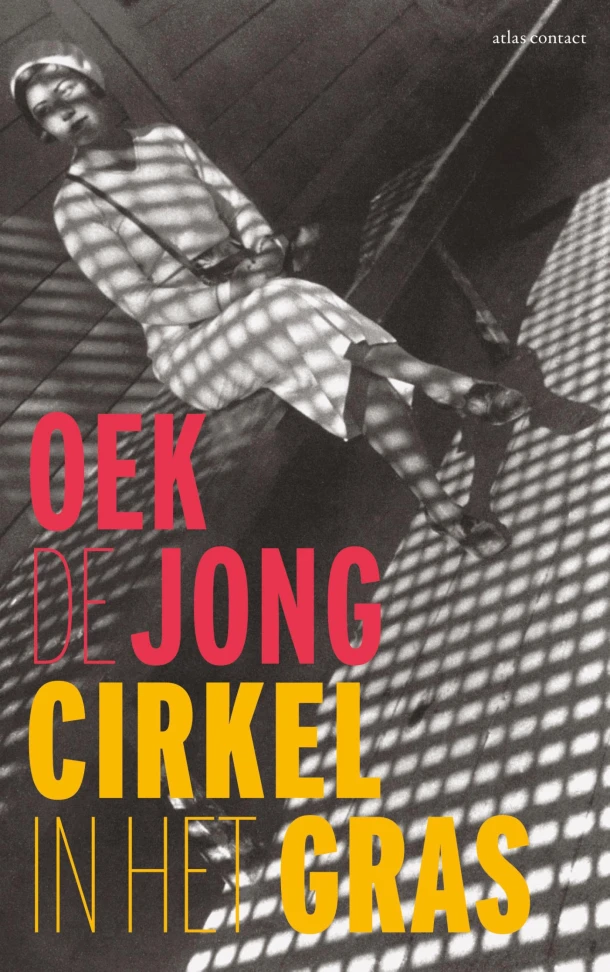 Cirkel in het gras – Oek de Jong – boek cover