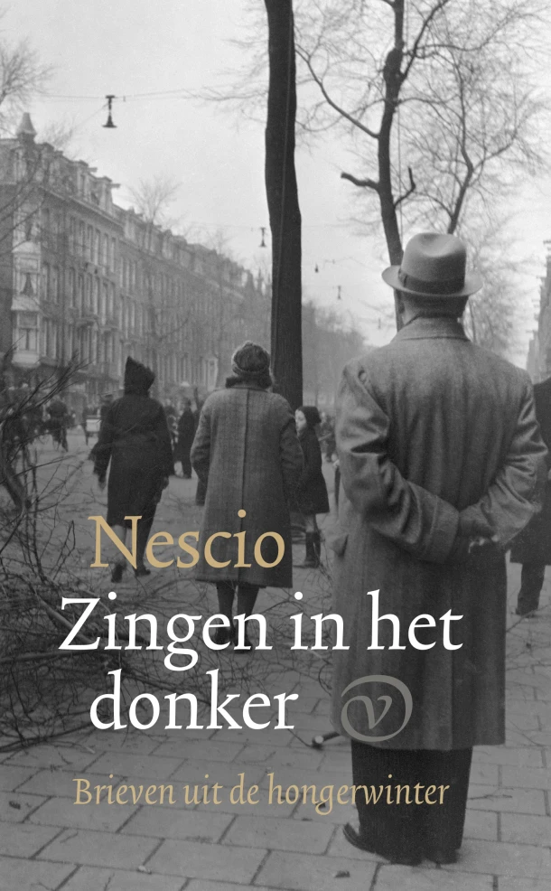 Zingen in het donker – Nescio – boek cover