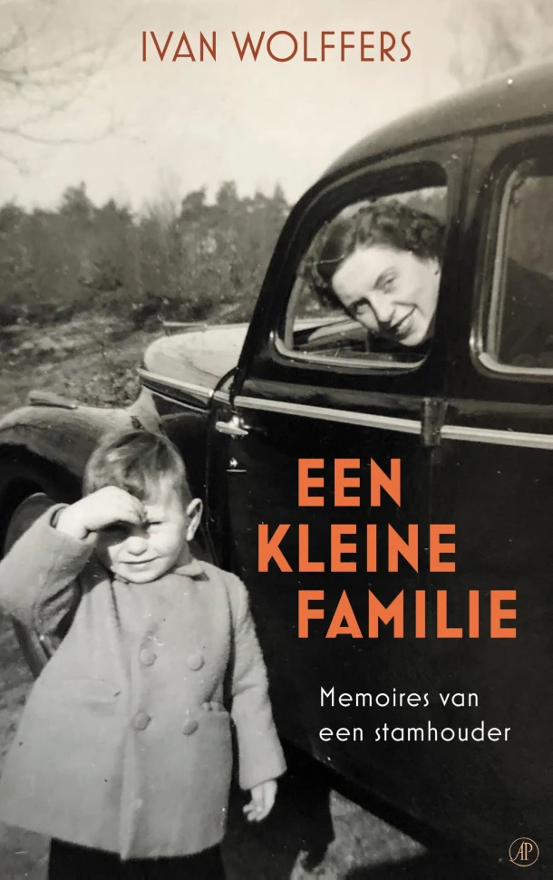 Een kleine familie – Ivan Wolffers – boek cover
