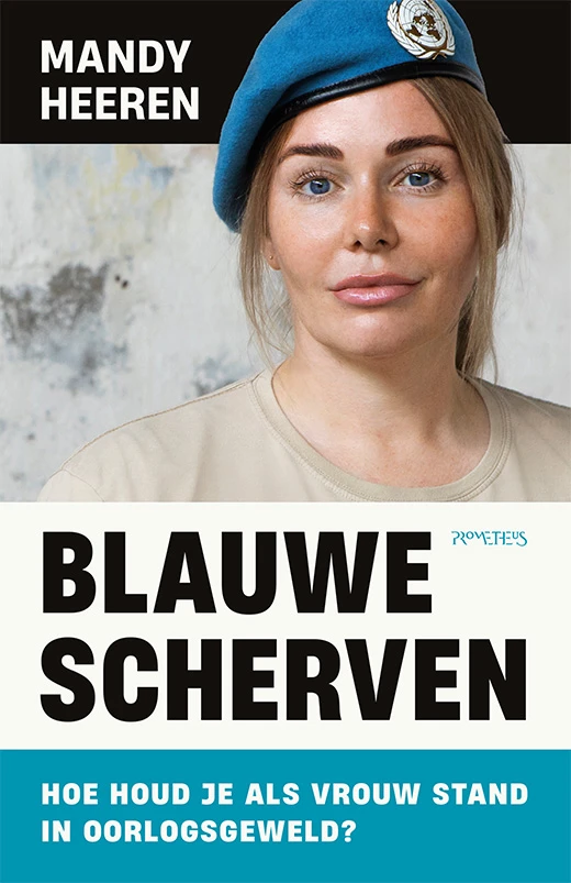 Blauwe scherven – Mandy Heeren – boek cover