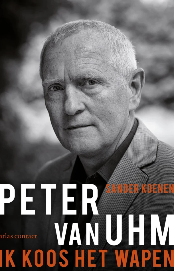 Peter van Uhm: ik koos het wapen – Sander Koenen – boek cover