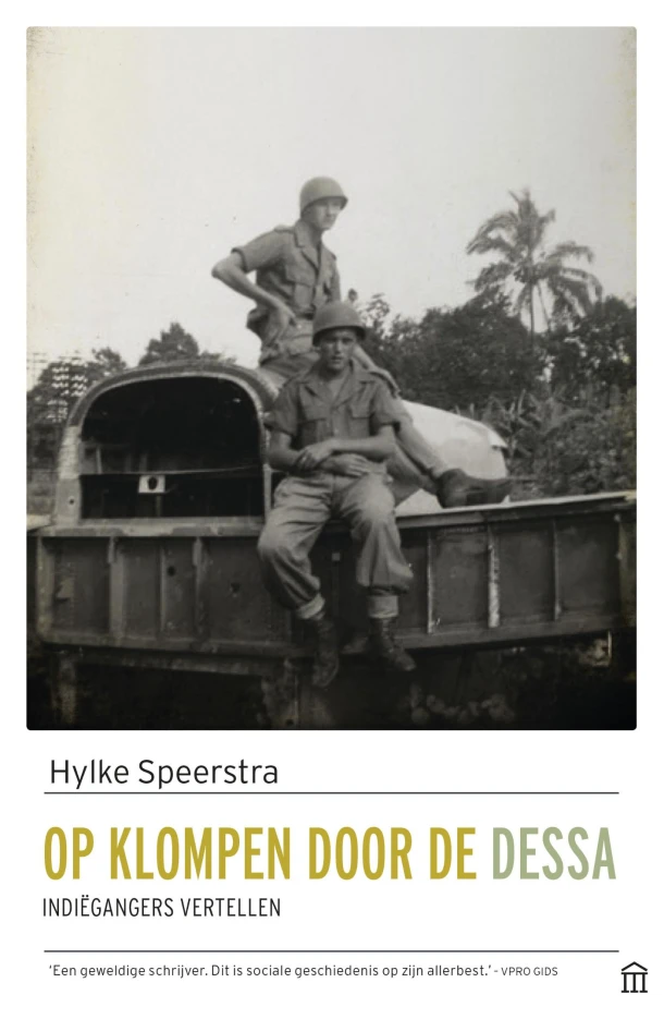 Op klompen door de dessa – Hylke Speerstra – boek cover