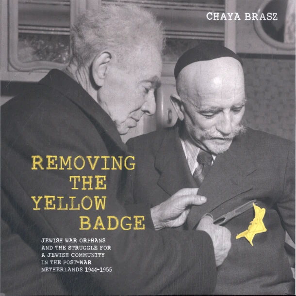 Removing the yellow badge – boek cover