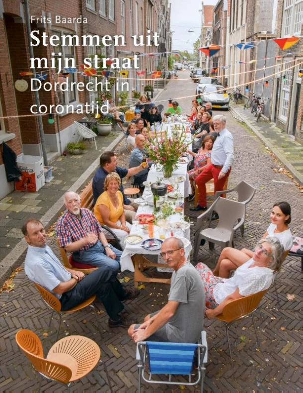 Stemmen uit mijn straat – Frits Baarda – boek cover