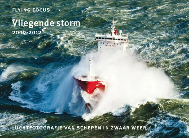 Vliegende storm 2009-2012 – Herman IJsseling – boek cover