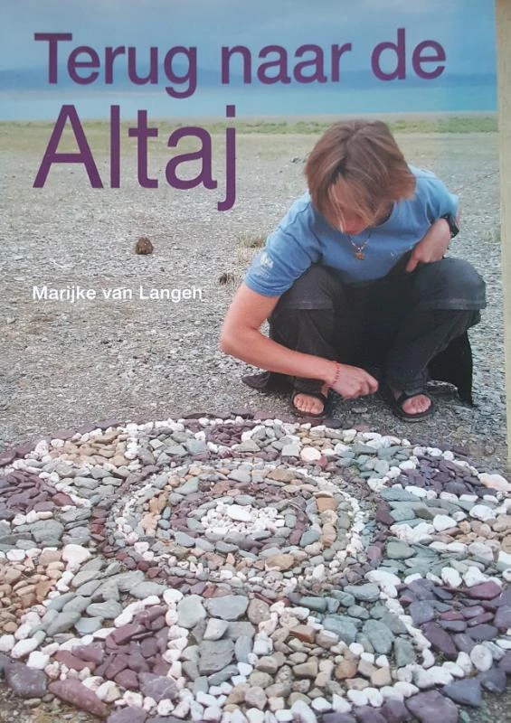 Terug naar de Altaj – Marijke van Langen – boek cover