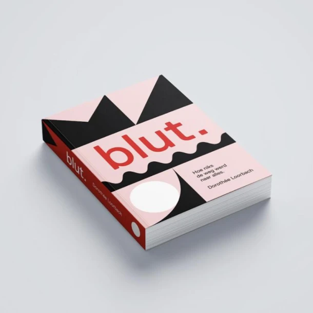 Blut – Dorothée Loorbach – boek cover