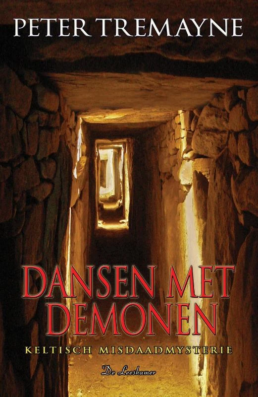 Dansen met demonen – Peter Tremayne – boek cover
