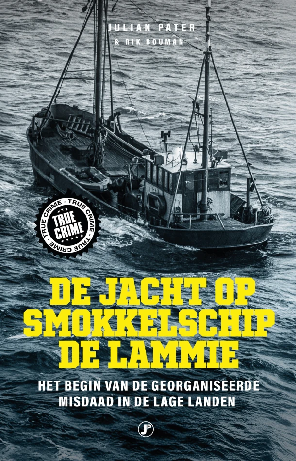De jacht op smokkelschip De Lammie – Julian Pater – boek cover