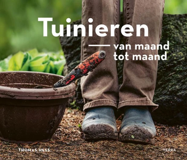 Tuinieren van maand tot maand – Thomas Hess – boek cover