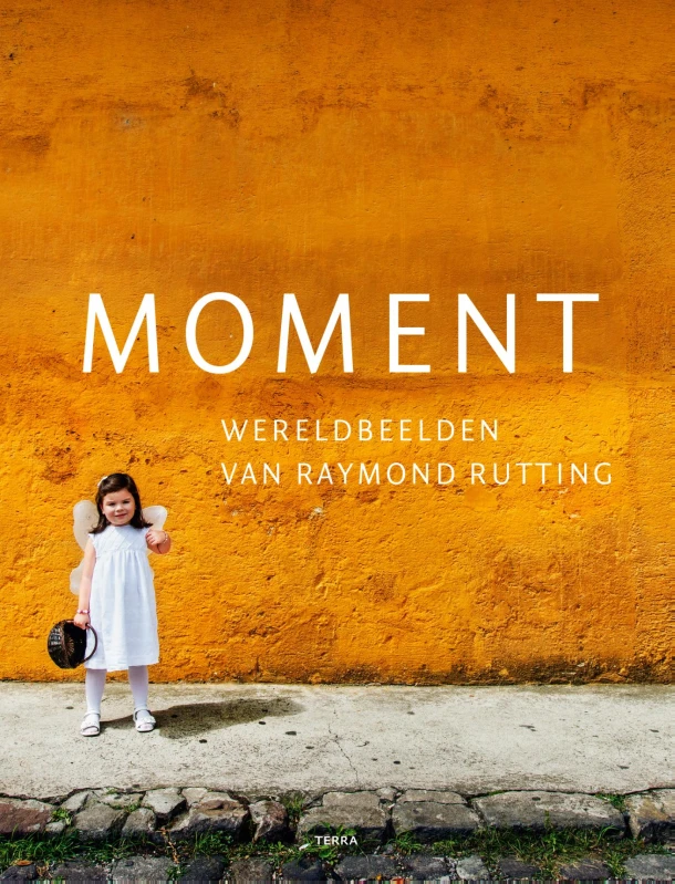 Moment – Raymond Rutting – boek cover