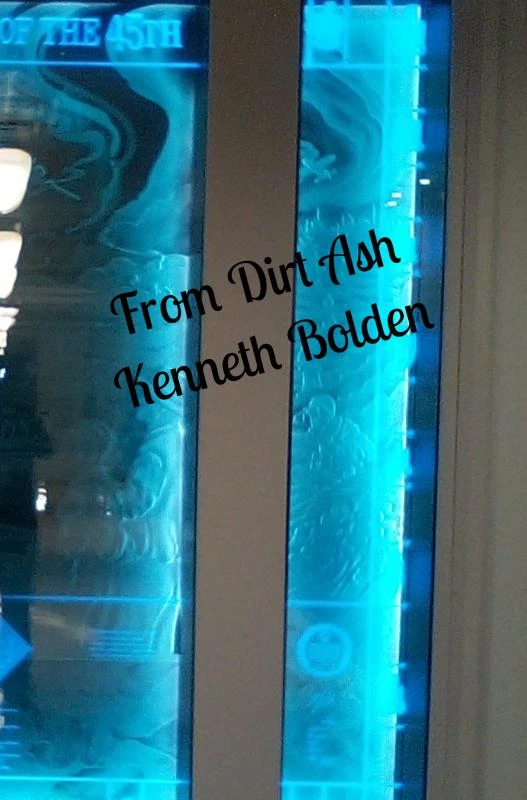 From Dirt Ash Kenneth Bolden – Kenneth D. Bolden – boek cover