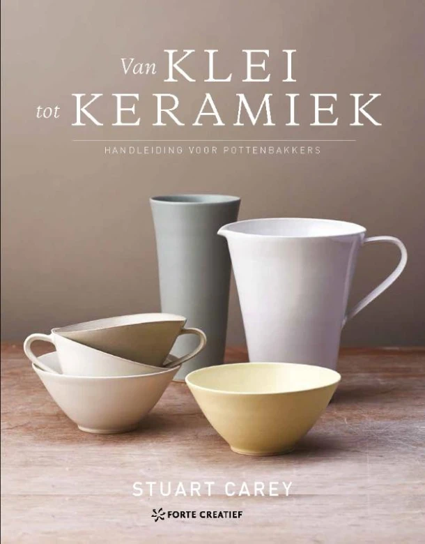 Van klei tot keramiek – Stuart Carey – boek cover