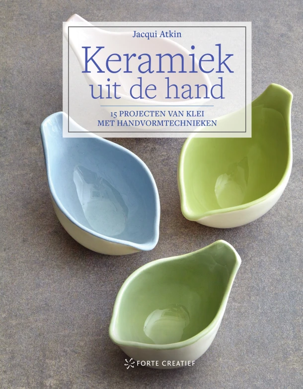 Keramiek uit de hand – Jacqui Atkin – boek cover
