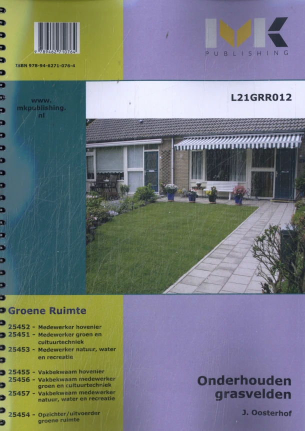 Onderhouden grasvelden – J. Oosterhof – boek cover