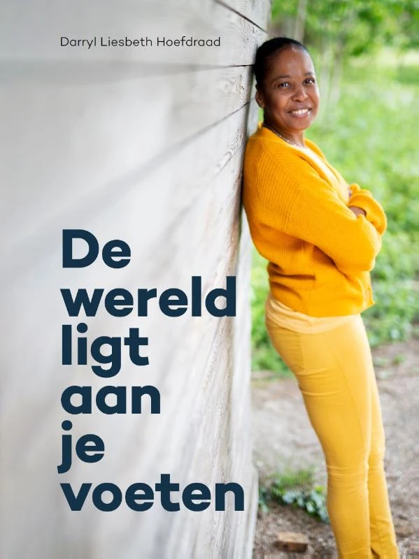 De wereld ligt aan je voeten – Darryl Liesbeth Hoefdraad – boek cover