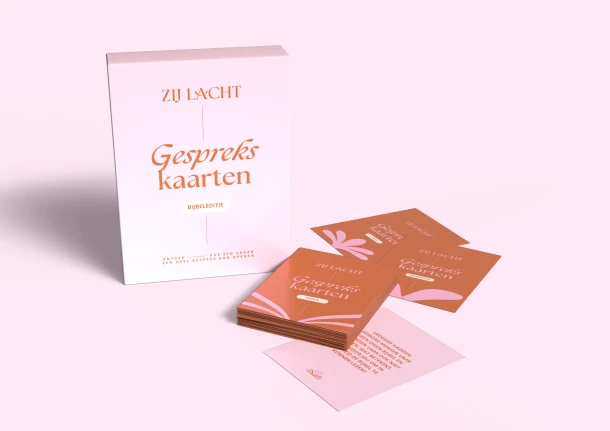 Zij Lacht gesprekskaarten – Zij Lacht – boek cover